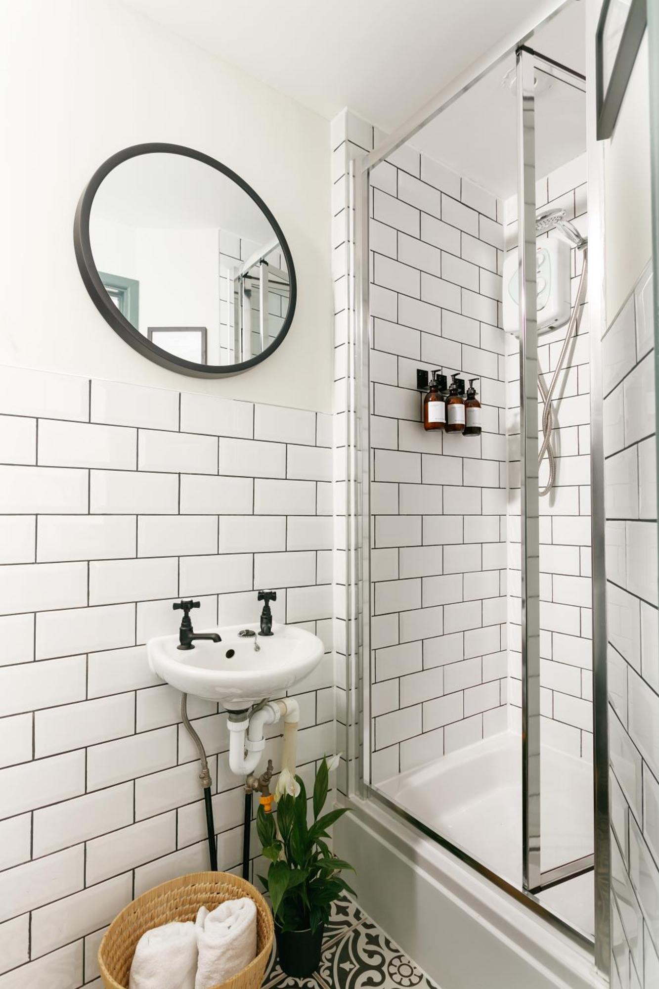 New Luxury For 2024 - Central Plymouth House - Sleeps 10 - Access To Plymouth Town - Close To The Barbican - Pets Welcome - Parking Available - By Luxe Living By Sophia Exteriér fotografie