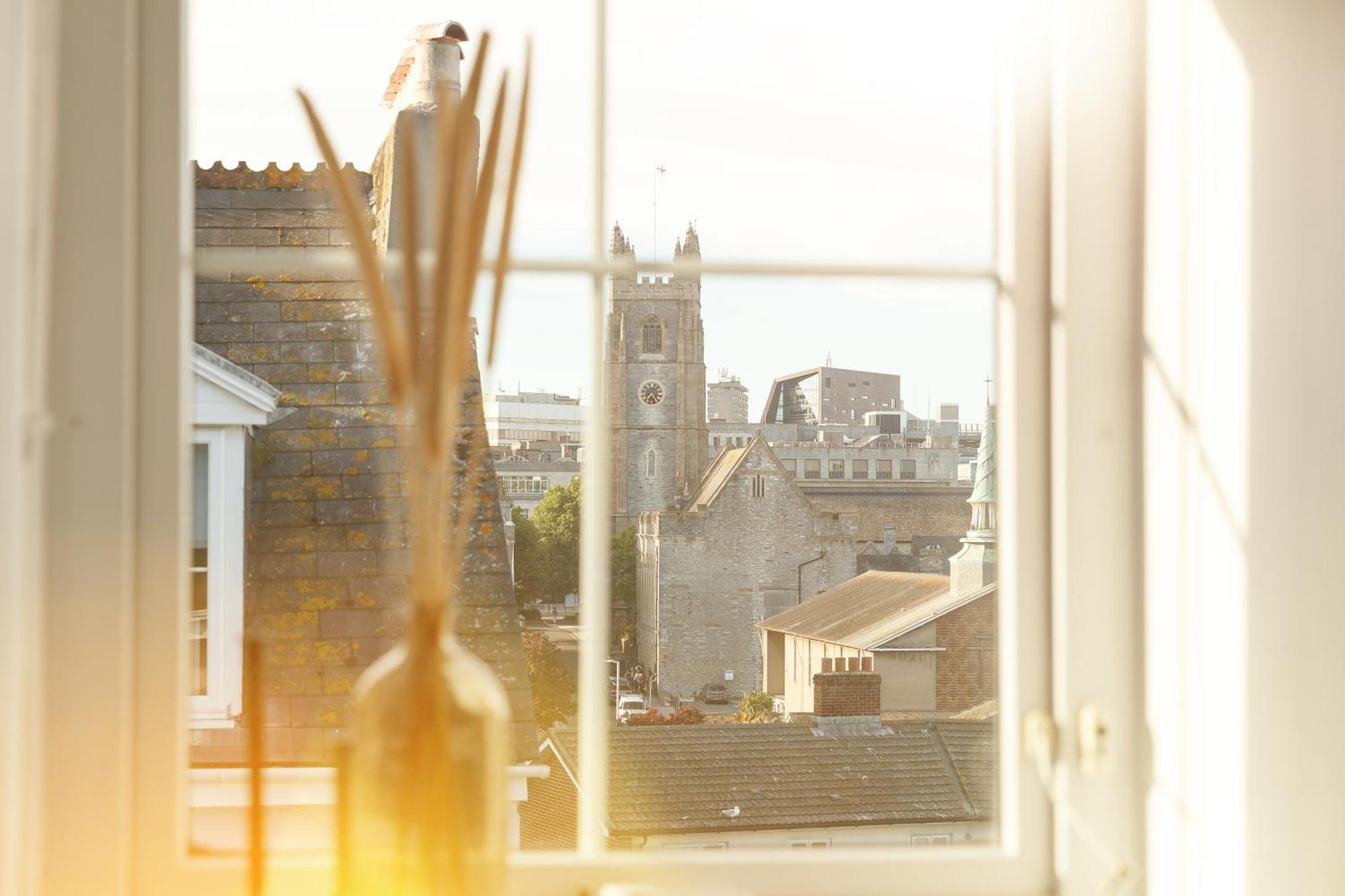 New Luxury For 2024 - Central Plymouth House - Sleeps 10 - Access To Plymouth Town - Close To The Barbican - Pets Welcome - Parking Available - By Luxe Living By Sophia Exteriér fotografie